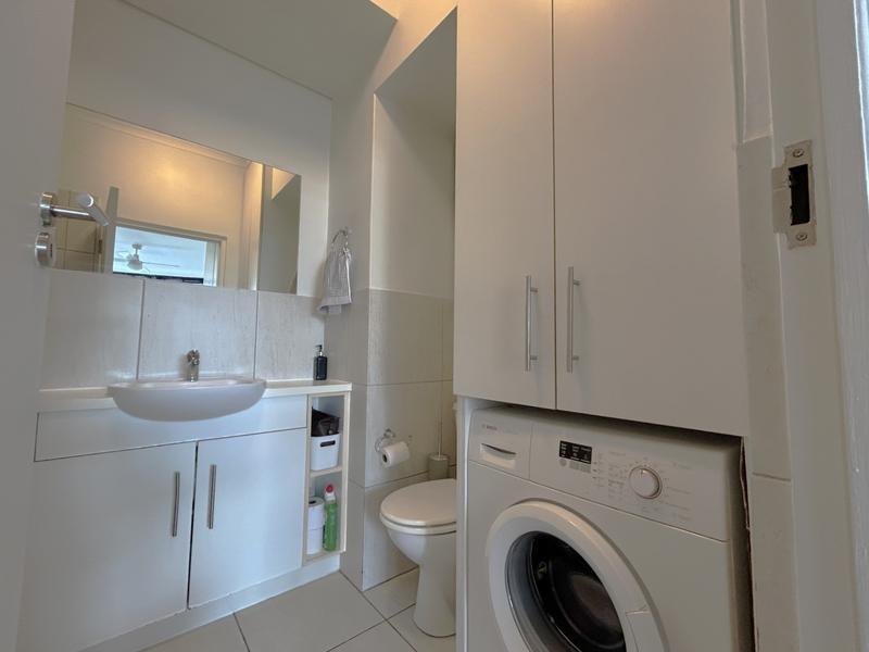 1 Bedroom Property for Sale in Gardens Western Cape